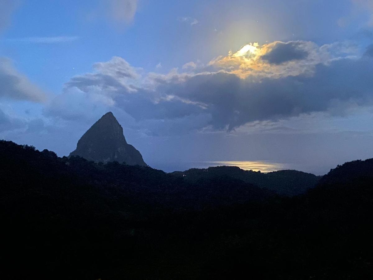 Belle Etoile - Celestial Hideaway Villa Soufriere Bagian luar foto